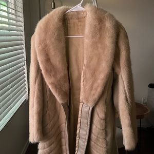 Gorgeous Vintage Ivory Fur & Leather Jacket